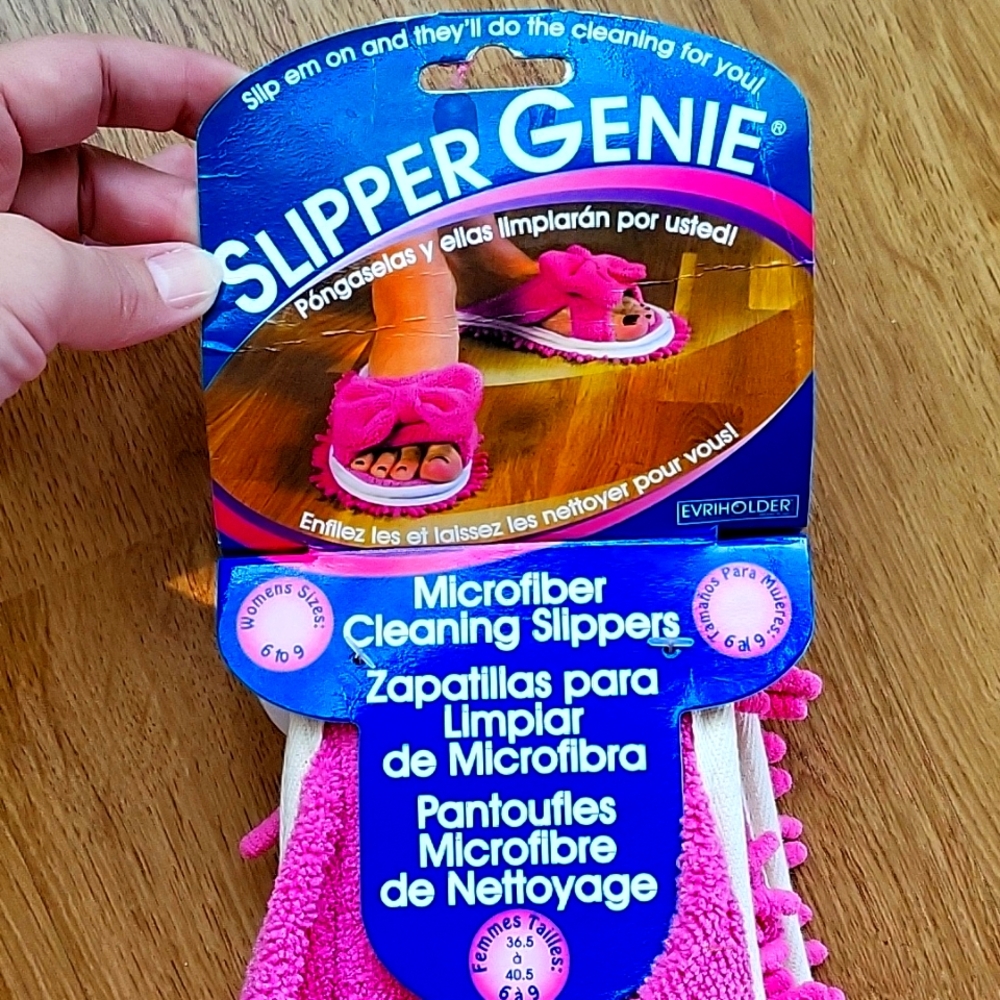 Slipper Genie Slippers: Size 6 to 9